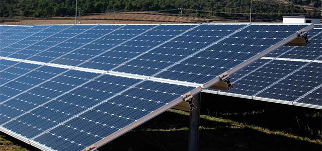 Schneider Electric : premier contrat en Afrique pour sa centrale solaire tout-en-un - © Schneider Electric