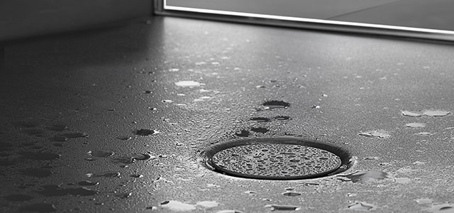 Le premier receveur de douche au ras du sol en acier vitrifié BetteFloor fête ses dix ans - © Bette