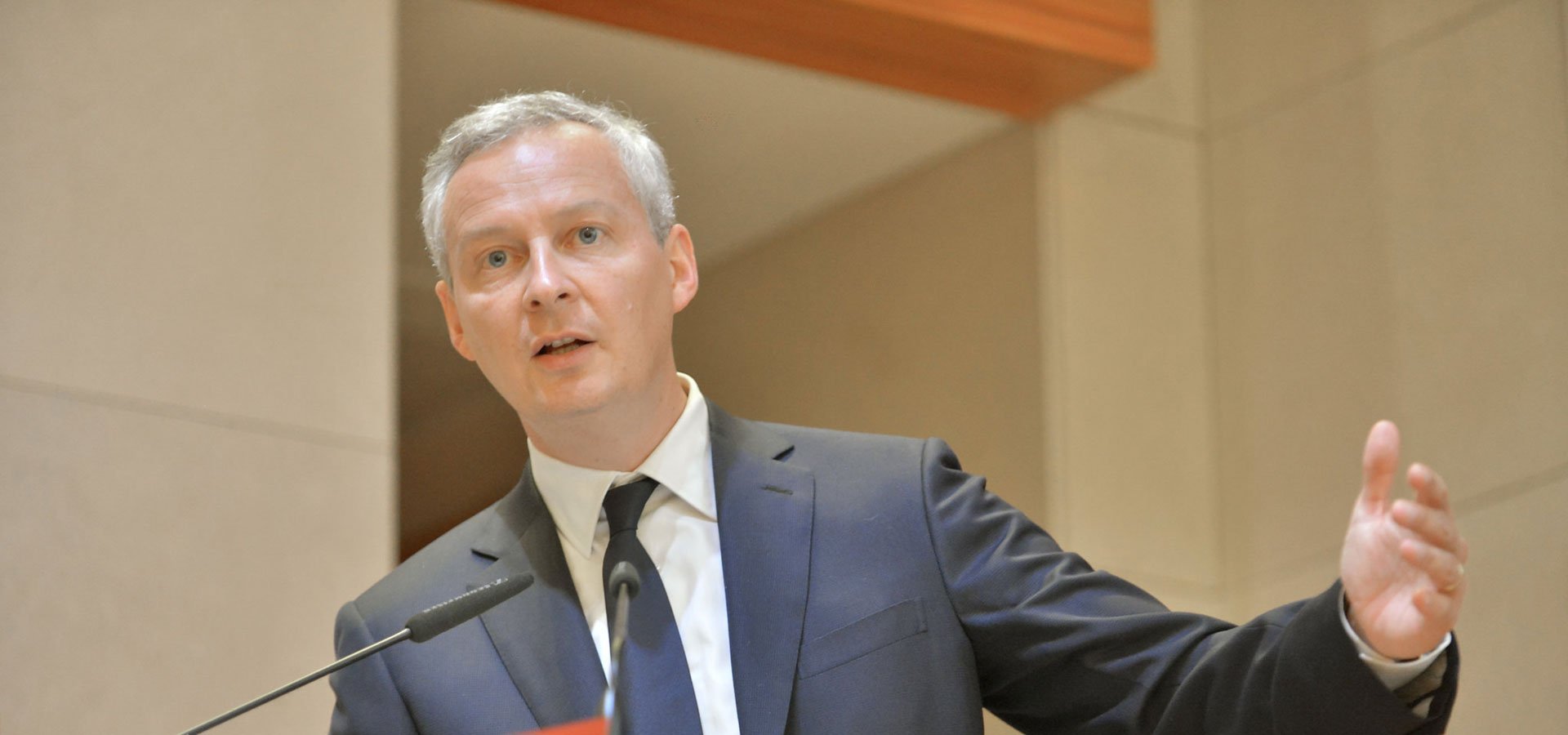 Le quoi qu il en coûte c est fini annonce Bruno Le Maire aux patrons