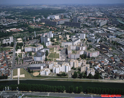 Cité des Francs Moisins à Saint-Denis (93) © Olivier2000 via Wikimedia Commons - Licence Creative Commons