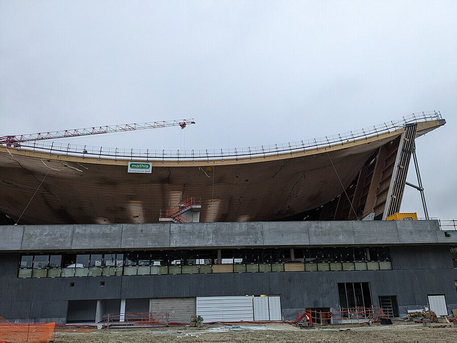 Piscine olympique de Saint-Denis en construction, en novembre 2022 © Artvill via Wikimedia Commons - Licence Creative Commons