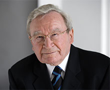 Décès du Professeur Artur Fischer