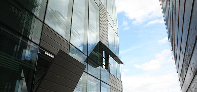 Manutan - © Souchier