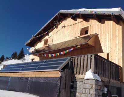 Un refuge de montagne au sommet de l’autonomie énergétique - © Marie Palamara / DualSun Un refuge de montagne au sommet de l’autonomie énergétique - © Marie Palamara / DualSun