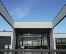 Isolation d'une maison d'architecte avec l'isolant alvéolaire Hybris