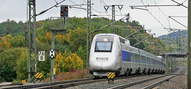 TGV : feu vert technique pour la ligne Tours-Bordeaux - Image d'illustration - © Pixabay