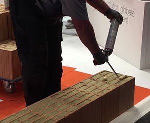 Démonstration de mise en œuvre Dryfix lors du salon de Nordbat 2018