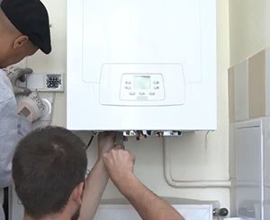 Chantier de La Découverte à Saint-Malo, mise en œuvre de Rénoshunt de Cheminées Poujoulat