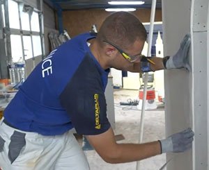 EUROSKILLS 2018 : Loïc Robert à fond en plâtrerie et constructions sèches