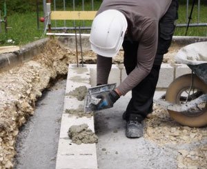 Comment monter un mur en parpaings ?