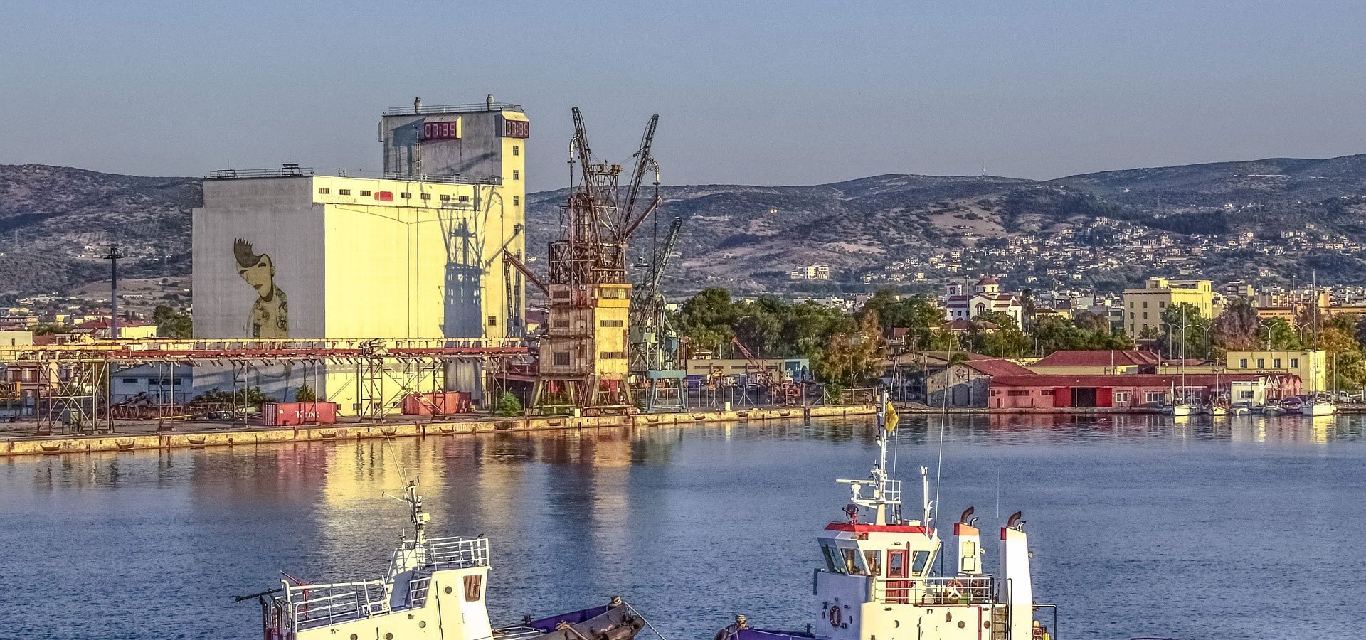 Порт (гавань). Волос Греция. Терминал Лиман. Marseille-FOS Port.