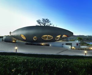 Rheinzink mêle histoire et architecture moderne pour une vinothèque en Afrique du Sud