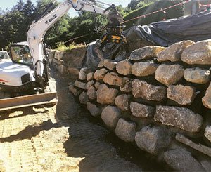 Dry stone walls: new tools help businesses and craftsmen