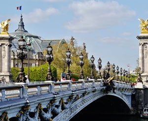 Une plongée sous les ponts de Paris, pour la sécurité