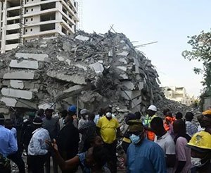 At least seven dead, dozens of workers stranded after building collapse in Nigeria