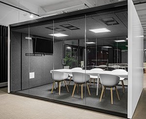 Vetrospace, closed workspaces guaranteeing clean indoor air without viruses