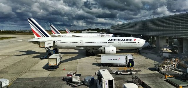 La fréquentation des aéroports parisiens meilleure qu'en 2020, mais encore faible