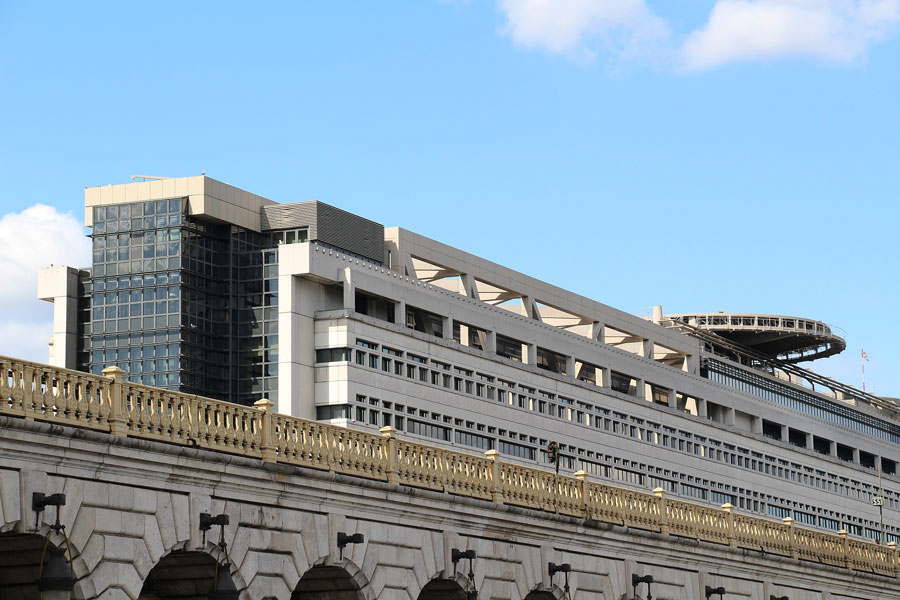 Ministère des finances, rue de Bercy, Paris © Fred Romero via Wikimedia Commons - Licence Creative Commons