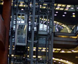 L'ascenseur intelligent : la colonne vertébrale du bâtiment de demain