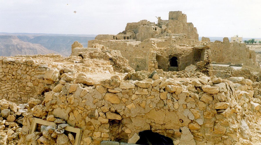 Ruines dans les montagnes Nafusa, Lybie © Sludge G via Wikimedia Commons - Licence Creative Commons
