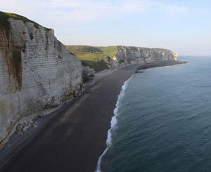 Coastal erosion: The Association of Mayors of France (AMF) seizes the Council of State