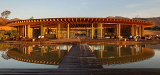In Mexico, a luxurious lakeside pavilion offers a 360° panorama