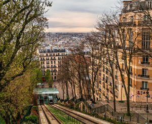 In Montmartre, the hunt for illegal tourist rentals