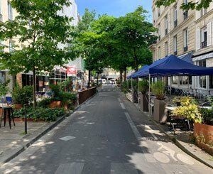 La mairie de Paris vise 100 rues d'écoles végétalisées d'ici 2026