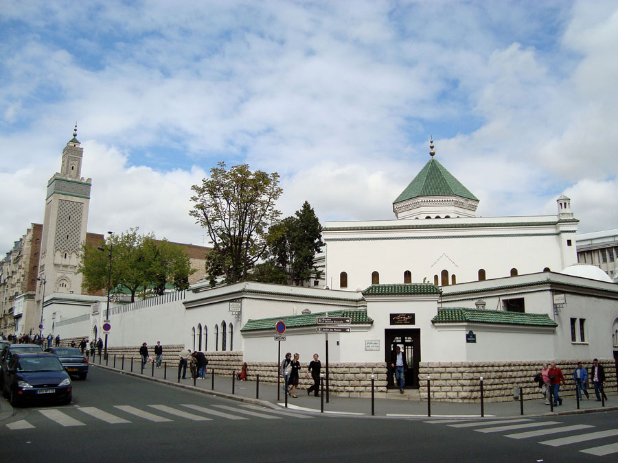 Great Mosque of Paris © LPLT via Wikimedia Commons - Creative Commons License