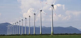 Renewable energies will bring 31 billion euros to the State in 2022 and 2023