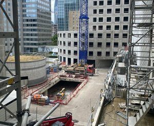Cemex recycles 100% of the mineral materials from the demolition of the Lightwell building in La Défense in order to reuse them for its reconstruction