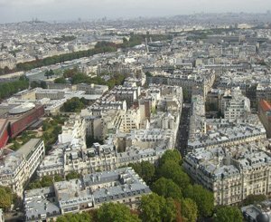 Faced with the exodus of inhabitants, the town hall of Paris is accelerating