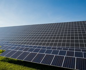 Loi d’accélération des EnR : le développement du solaire enfin reconnu comme une nécessité