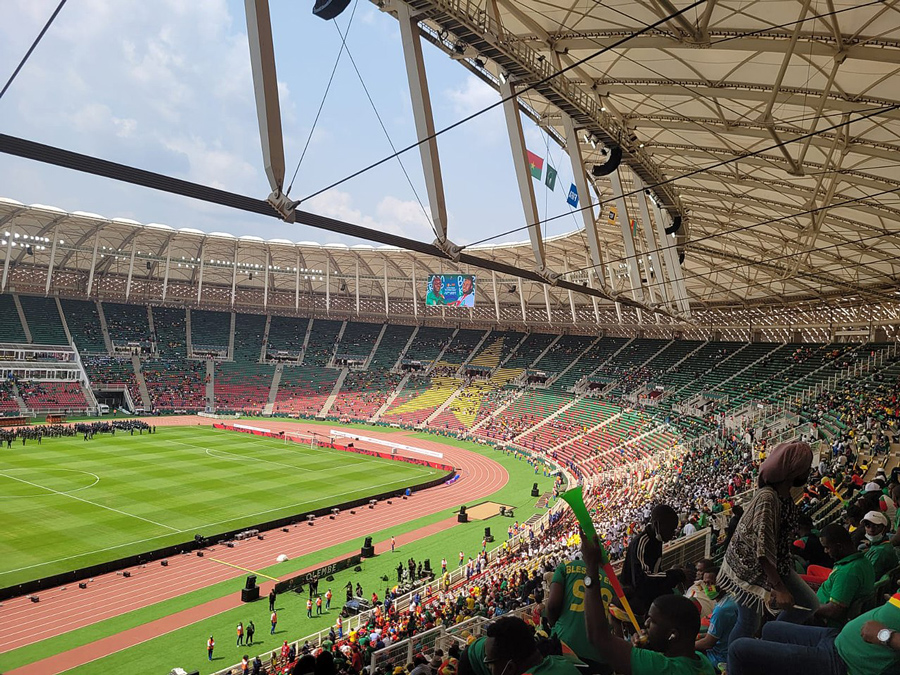 Stade d'Olembe, Cameroun © Score Beethoven via Wikimedia Commons - Licence Creative Commons