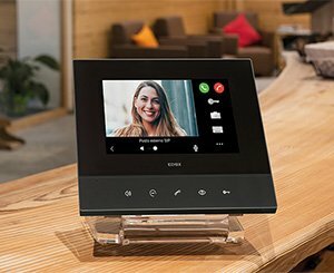 Vimar offers a new touchscreen video door entry system using SIP technology