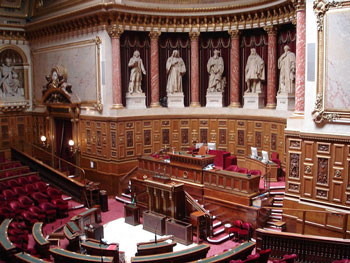 Salle de l'hémicycle du Sénat © FLLL via Wikimedia Commons - Licence Creative Commons