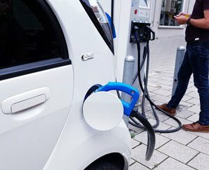 Electric cars: 13.000 employees trained in Hauts-de-France