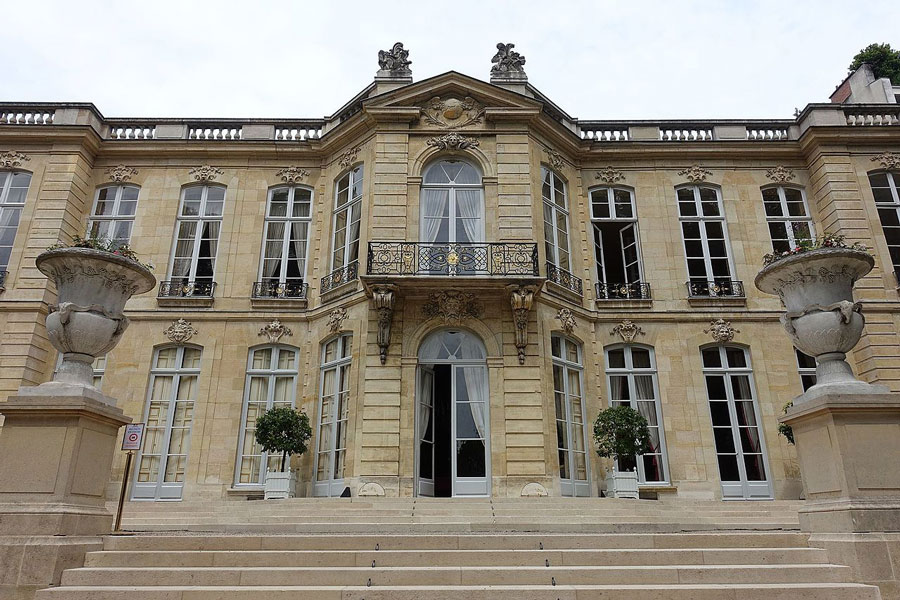 Façade de l'Hôtel de Matignon © Guilhem Vellut via Wikimedia Commons - Licence Creative Commons