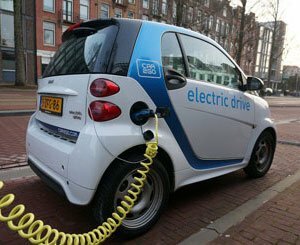 Decarbonization of the automobile: electrification will not be a panacea