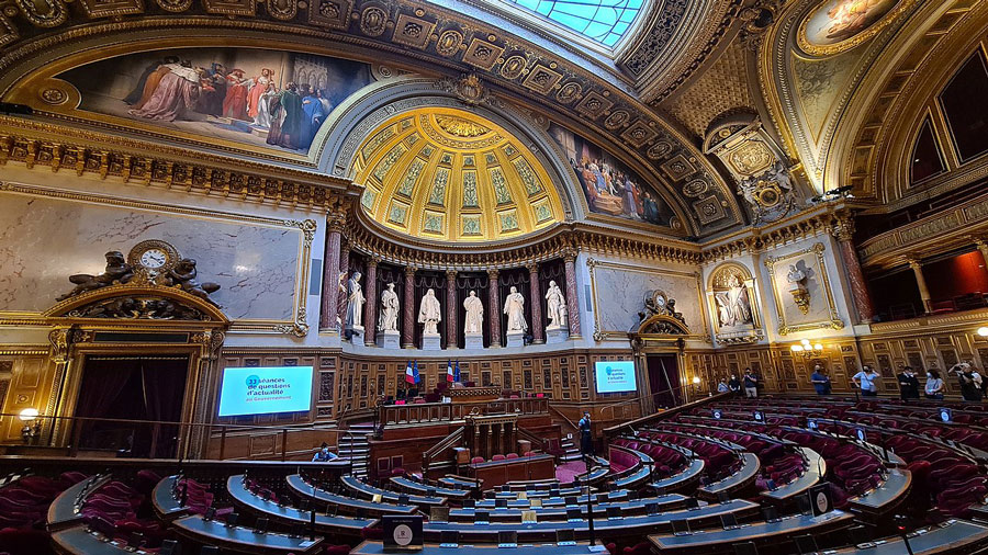 Senate, Luxembourg Palace, Paris © TimeTravelRome via Wikimedia Commons - Creative Commons License