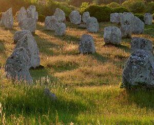 The archaeological value of the menhirs destroyed in Carnac remains "in suspense"