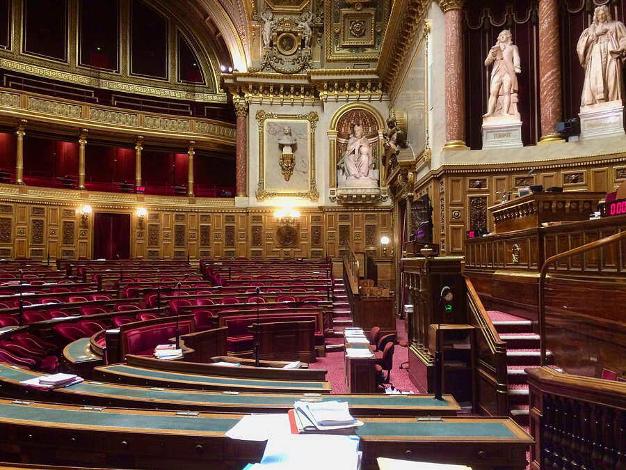 Salle de l'hémicycle © Soleil1409 via Wikimedia Commons - Licence Creative Commons