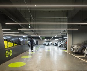 Q-Park renouvelle les éclairages des parkings de Paris La Défense avec des luminaires LED de Sylvania