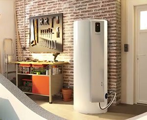 Calypso Split, the ultra-efficient thermodynamic water heater, with outdoor unit