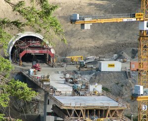 Deux tiers des décombres forés dans le tunnel effondré en Inde où sont piégés 41 ouvriers