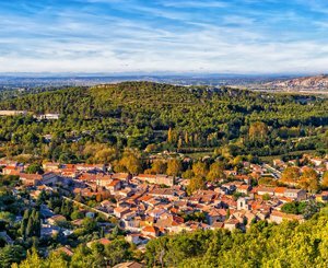 Les petites villes de France au défi de la rénovation énergétique de leurs bâtiments