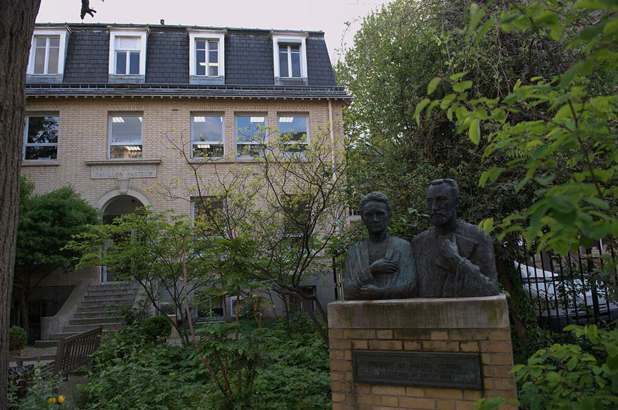 Pasteur Pavilion of the Curie Institute, Paris © Piero d'Houin dit Triboulet via Wikimedia Commons - Creative Commons License