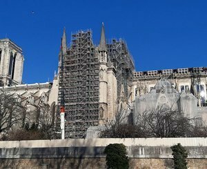 The dismantling of the scaffolding of the spire of Notre-Dame de Paris has begun