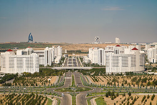 Achkhabad, capitale du Turkménistan © Kalpak Travel via Wikimedia Commons - Licence Creative Commons