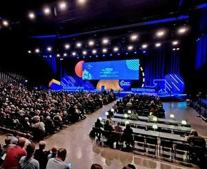 Au Congrès HLM, la ministre Valérie Létard assure vouloir se battre pour le logement